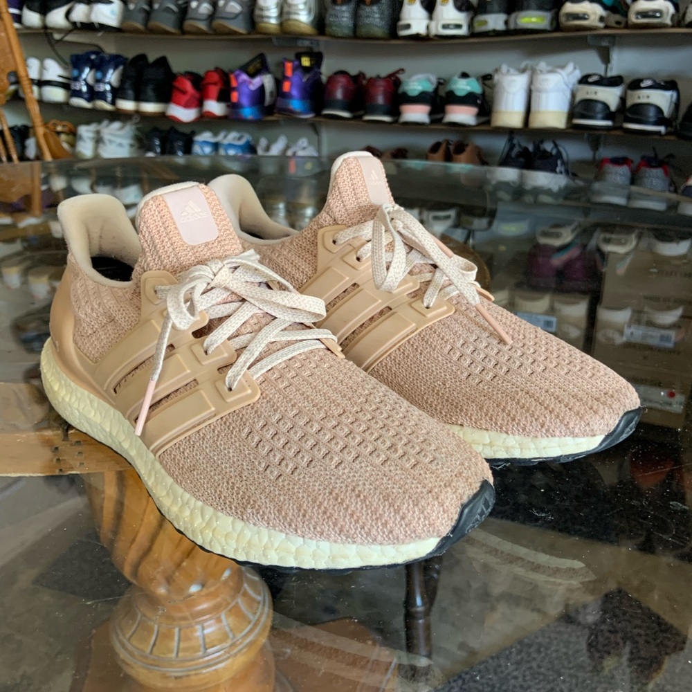 Women’s 9 (41.3) adidas Ultra Boost 4.0 ‘Ash Pearl’